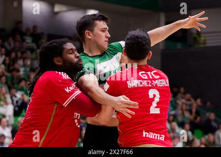 Lissabon, Portugal. April 2024. Lissabon, Portugal, 20. April 2024: Jan Gurri (8 Sporting CP) in Aktion während des Campeonato Nacional Spiels zwischen Sporting CP und SL Benfica im Pavilhao Joao Rocha in Lissabon, Portugal. (Pedro Porru/SPP) Credit: SPP Sport Press Photo. /Alamy Live News Stockfoto