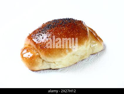 Brötchen, die isoliert auf weißem Hintergrund Stockfoto