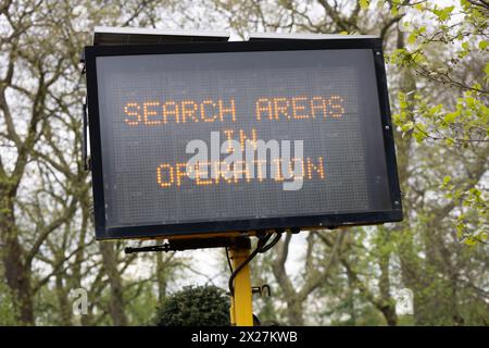 Die jährliche „420“-Kundgebung in London Großbritannien im Hyde Park fordert, dass die illegale Droge Cannabis entkriminalisiert wird. Suchgebiete in Operation Credit: Ian Davidson/Alamy Live News Stockfoto