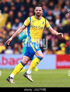 Mansfield, Großbritannien. April 2024. Stephen McLaughlin aus Mansfield Town während des SKY Bet EFL League 2 Spiels im One Call Stadium, Mansfield, England, Großbritannien am 20. April 2024 Credit: Every Second Media/Alamy Live News Stockfoto