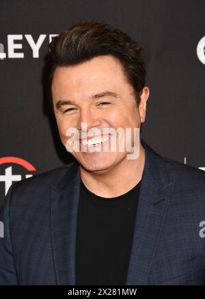 HOLLYWOOD, KALIFORNIEN - 19. APRIL: Seth MacFarlane kommt am Paley fest LA 2024 an - 'Family Guy' 25th Anniversary Celebration im Dolby Theatre am April Stockfoto