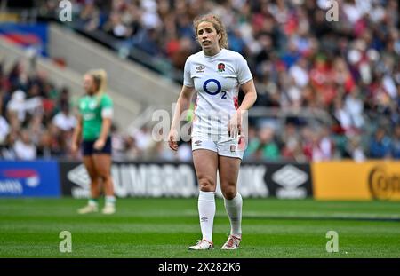 Twickenham, Vereinigtes Königreich. April 2024. PGuiness Womens sechs Nationen. England V Irland. Twickenham Stadium. Twickenham. Abby Dow (England) während des England V Ireland Guinness Womens Six Nations Rugby Match. Quelle: Sport In Pictures/Alamy Live News Stockfoto