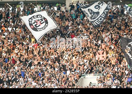 Rio, Brasilien - 20. April 2024, Fans im Match zwischen Fluminense x Vasco durch brasilianische Meisterschaft, 3. Runde, im Maracana Stadium Stockfoto