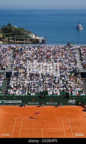 Paris, Frankreich. April 2024. Allgemeine Atmosphäre Ambiente Ansicht oder Ambiente Illustration des Center Court Rainier III während des Rolex Monte-Carlo Finales ATP Masters 1000 Tennis am 14. April 2024 im Monte Carlo Country Club in Roquebrune Cap Martin, Frankreich in der Nähe von Monaco. Quelle: Victor Joly/Alamy Live News Stockfoto