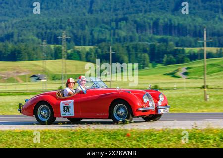 Bad mitterndorf, österreich, 20. juli 2006, ennstal Classic, Wettbewerb für Oldtimer, jaguar xk 120 OTS *** Bad mitterndorf, österreich, 20. juli 2006, ennstal Classic, wettbewerb für Oldtimer, jaguar xk 120 OTS Copyright: xx Stockfoto