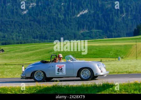 Bad mitterndorf, österreich, 20. juli 2006, ennstal Classic, Wettbewerb für Oldtimer, porsche 356 Speedster *** Bad mitterndorf, österreich, 20. juli 2006, ennstal Classic, wettbewerb für Oldtimer, porsche 356 Speedster Copyright: xx Stockfoto