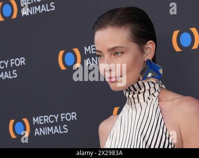 Los Angeles, USA. April 2024. Stephanie Corneliussen kommt am Samstag, den 20. April 2024, bei der Mercy for Animals 25th Annual Gala Celebration im Rolling Greens in Los Angeles, CA. (Foto: Sthanlee B. Mirador/SIPA USA) Credit: SIPA USA/Alamy Live News Stockfoto