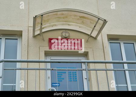 Woiwodschaft Infektionskrankheiten Krankenhaus in Warschau, Infektionskrankheiten Ambulanz, Eingang Stockfoto