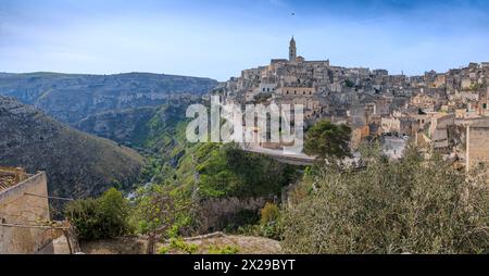 Sassi von Matera in Basilicata, Süditalien: Blick auf den Stadtteil Sasso Barisano. Stockfoto