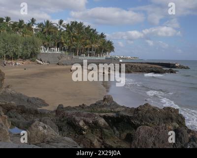 Ein Strand in Playa Chica, lanzarote Stockfoto