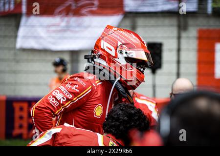LECLERC Charles (mco), Scuderia Ferrari SF-24, Porträt während des Formel 1 Lenovo Chinese Grand Prix 2024, 5. Runde der Formel 1 Weltmeisterschaft 2024 vom 19. Bis 21. April 2024 auf dem Shanghai International Circuit in Shanghai, China Stockfoto