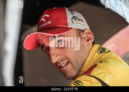 Imola, Italien, 20. April 2024, #83 AF Corse (Ita) Ferrari 499P (HY) Robert Kubica (Pol) während der 6 Stunden von Imola, dem zweiten Rennen der FIA-Weltmeisterschaft 2024 (FIA WEC) auf dem Autodromo Internazionale Enzo e Dino Ferrari vom 18. Bis 21. April 2024 in Imola, Italien - Foto Bruno Vandevelop/MPS Agency Credit MPS Agency/Alamy Live News Stockfoto