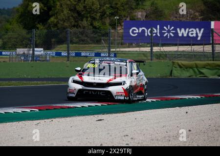 Rundkurs Vallelunga, Rom, Italien 20-04-2024 - FIA TCR World Tour. Qualifizieren. Esteban Guerrieri (Honda, GOAT Racing) in Aktion auf der Rennstrecke. Foto: Fabio Pagani/Alamy Live News Stockfoto