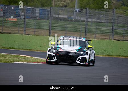 Rundkurs Vallelunga, Rom, Italien 20-04-2024 - FIA TCR World Tour. Qualifizieren. Sandro Pelatti (Audi, PMA Motorsport) in Aktion auf der Rennstrecke. Foto: Fabio Pagani/Alamy Live News Stockfoto