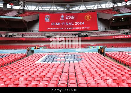 London, Großbritannien. April 2024. Vorspiel beim Halbfinalspiel des Emirates FA Cup, Coventry City gegen Manchester United, am 21. April 2024 im Wembley Stadium, London, Großbritannien Credit: Paul Marriott/Alamy Live News Stockfoto