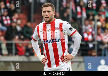 Krakau, Polen. April 2024. 04.21.2024 Krakau, Polen, Football, PKO BP Ekstraklasa 23/24, Krakovia - Puszcza Niepolomice op: Benjamin Kallman Credit: Konrad Swierad/Alamy Live News Stockfoto