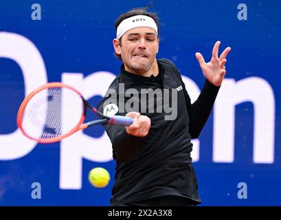 München, Deutschland. April 2024. Tennis: ATP Tour - München, Singles, Herren, Finale. Fritz (USA) - Struff (Deutschland). Taylor Fritz in Aktion. Quelle: Sven Hoppe/dpa/Alamy Live News Stockfoto