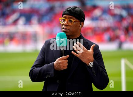 ITV Sport-Experte Ian Wright vor dem Halbfinalspiel des Emirates FA Cup im Londoner Wembley Stadium. Bilddatum: Sonntag, 21. April 2024. Stockfoto