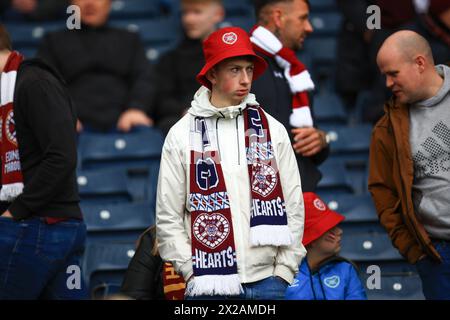 Glasgow, Schottland. 21. April 2024; Hampden Park, Glasgow, Schottland: Halbfinale des Scottish Cup Football, Rangers versus Heart of Midlothian; Hearts Fans Credit: Action Plus Sports Images/Alamy Live News Stockfoto