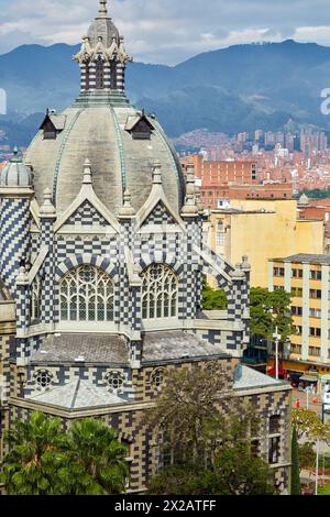 Palacio De La Cultura Rafael Uribe, Plaza Fernando Botero, Medellin, Antioquia, Kolumbien, Südamerika Stockfoto