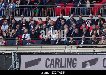 London, Großbritannien. April 2024. GLAZERS UND SIR JIM RATCLIFFE standen am 21. April 2024 im Halbfinalspiel Coventry City FC gegen Manchester United FC Emirates FA Cup im Wembley Stadium, London, England, Großbritannien. Credit: Every Second Media/Alamy Live News Stockfoto