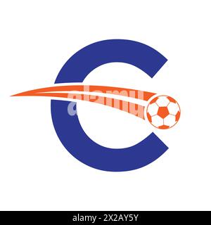 Fußballlogo auf Buchstabe C mit beweglichem Fußballsymbol. Fußballschild Stock Vektor