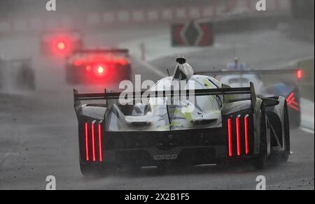 Imola, Frankreich. April 2024. © PHOTOPQR/OUEST FRANCE/Franck Dubray ; Imola ; 21/04/2024 ; Sport Automobile WEC championnat du Monde d' Endurance sur le Circuit d' Imola en Italie. pluie? (Foto Franck Dubray) - Ausdauerrennen - WEC - 6 Stunden Imola Qualifiyng Race 21. APRIL 2024 Credit: MAXPPP/Alamy Live News Stockfoto