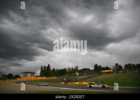 Imola, Frankreich. April 2024. © PHOTOPQR/OUEST FRANCE/Franck Dubray ; Imola ; 21/04/2024 ; Sport Automobile WEC championnat du Monde d' Endurance sur le Circuit d' Imola en Italie. (Foto Franck Dubray) - Ausdauerrennen - WEC - 6 Stunden Imola Qualifiyng Race 21. APRIL 2024 Credit: MAXPPP/Alamy Live News Stockfoto