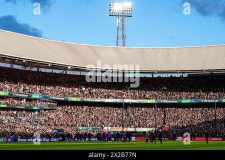 Rotterdam, Niederlande. April 2024. Rotterdam - Überblick über das Stadion während des KNVB Cup Finales/KNVB Bekerfinale zwischen Feyenoord und NEC im Stadion Feijenoord de Kuip am 21. April 2024 in Rotterdam, Niederlande. Credit: Box to Box Pictures/Alamy Live News Stockfoto