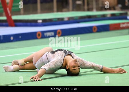 Jesolo, Italien. April 2024. Manila Esposito (ITA) Floor während des Kunstturns - Trofeo di Jesolo, Turnen in Jesolo, Italien, 21. April 2024 Credit: Independent Photo Agency/Alamy Live News Stockfoto