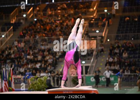 Jesolo, Italien. April 2024. Benedetta Gava (ITA) Tresor während des Kunstturns - Trofeo di Jesolo, Turnen in Jesolo, Italien, 21. April 2024 Credit: Unabhängige Fotoagentur/Alamy Live News Stockfoto