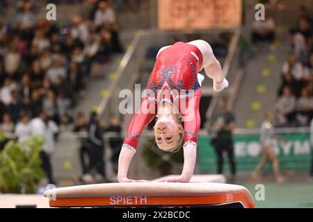 Jesolo, Italien. April 2024. Emma Puato (ITA) Tresor während des Kunstturns - Trofeo di Jesolo, Gymnastik in Jesolo, Italien, 21. April 2024 Credit: Independent Photo Agency/Alamy Live News Stockfoto