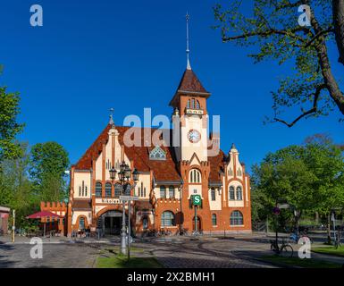 Nikolassee S-Bahnhof, Außenaufnahme, Berlin-Zehlendorf, Berlin, Deutschland Stockfoto