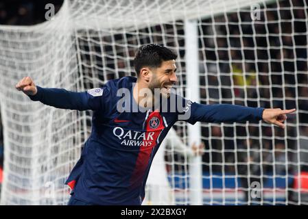 Paris, Frankreich. April 2024. Julien Mattia/Le Pictorium - Paris Saint Germain (PSG) vs OL im Parc des Princes - 21/04/2024 - France/Ile-de-France (Region)/Paris - Marco Asensios Tor während der 30. Journee de ligue 1 UberEats zwischen PSG und Olympique Lyonnais im Parc des Princes, 21. April 2024 Credit: LE PICTORIUM/Alamy Live News Stockfoto