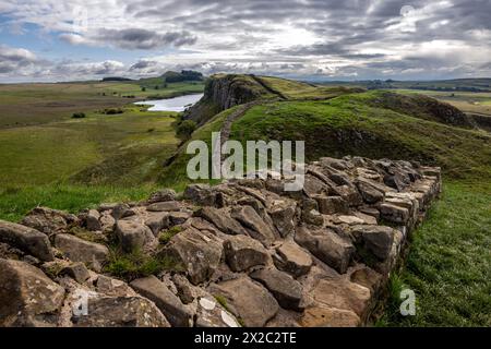 Hadrians Mauer, Blick in Richtung Steel Rigg und Crag Lough Stockfoto