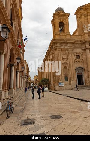 Parrocchia San Tommaso di Canterbury Chiesa Madre Kirche in Marsala in Italien Stockfoto