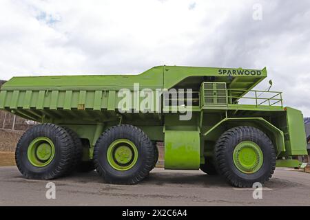 Terex Titan, einst der größte Lkw der Welt, der von 1978 bis 1991 in Betrieb war. Gebaut von General Motors of Canada, 1974 – Nutzlast 350 tonnen Stockfoto