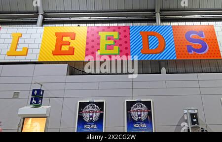 Bahnhof Leeds City, West Yorkshire, England, LS1 4DY Stockfoto