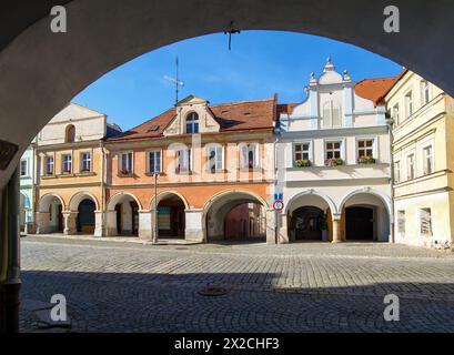 Domazlice Stadtplatz, im lokalen Domažlice, Stadt in Südböhmen, Tschechien Stockfoto