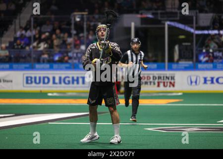 21. April 2024: Philadelphia Wings Verteidiger Ian Llord (29) spielt während eines Spiels gegen die Rochester Knighthawks. Die Rochester Knighthawks veranstalteten die Philadelphia Wings am Marvel Super Hero Day in einem Spiel der National Lacrosse League in der Blue Cross Arena in Rochester, New York. (Jonathan Tenca/CSM) Stockfoto