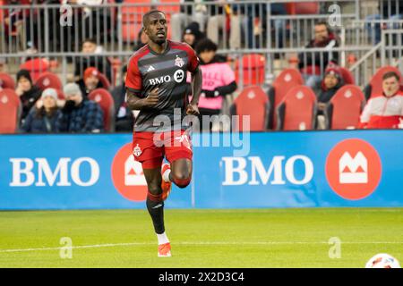 Toronto, Ontario, Kanada. April 2024. Prince Owusu #99 in Aktion während des MLS-Spiels zwischen Toronto FC und New England Revolution im BMO Field in Toronto. Das Spiel endete 1-0 (Credit Image: © Angel Marchini/ZUMA Press Wire) NUR REDAKTIONELLE VERWENDUNG! Nicht für kommerzielle ZWECKE! Stockfoto