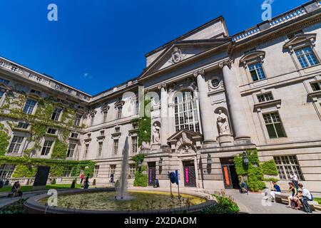 Staatsbibliothek Berlin neben der Humboldt-Universität in Berlin Stockfoto