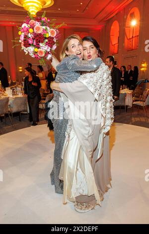 Gala - Felix Burda Award Tina Ruland und Elena Uhlig bei der Felix Burda Award Gala im Hotel Adlon Kempinskil am 21.04.2024 in Berlin. *** Gala Felix Burda Award Tina Ruland und Elena Uhlig bei der Felix Burda Award Gala im Hotel Adlon Kempinskil am 21 04 2024 in Berlin Copyright: XEventpressxKochanx Stockfoto