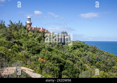 Barrenjoey Lighthouse, eine in Betrieb befindliche Lichtstation aus dem 19. Jahrhundert auf der Landzunge Barrenjoey, Palm Beach, Ku-Ring Gai Chase National Park, Sydney, Australien Stockfoto