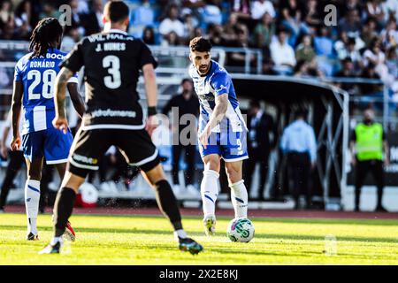 Rio Maior, 21/2024 - heute war das Casa Pia Team Gastgeber des FC Porto am 30. Spieltag der Portugal Betclic League im Rio Maior Municipal Stadium. Taremi (Mário Vasa / Global Imagens) Stockfoto