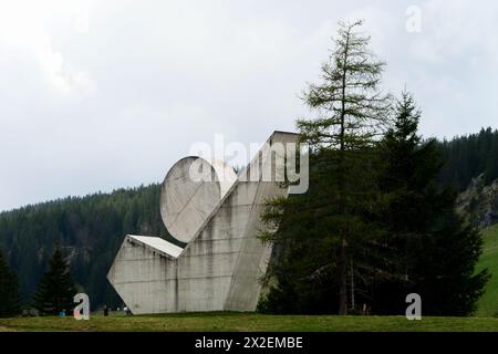 Denkmal zur Hommage an den französischen Widerstand - Monument national à la Résistance des Glières, Plateau des Glières, Haute-Savoie, AURA Region, Frankreich Stockfoto