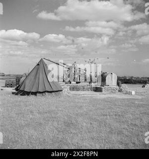 Eine 3,7-Zoll-Flugabwehrbatterie in der Nähe von London am 29. August 1944 während des Zweiten Weltkriegs Stockfoto