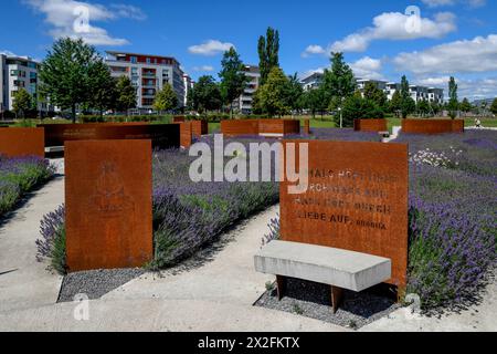Geographie / Reise, Deutschland, Baden-Wuerttemberg, Karlsruhe, Garten der Religion im Stadtpark, ADDITIONAL-RIGHTS-CLEARANCE-INFO-NOT-AVAILABLE Stockfoto