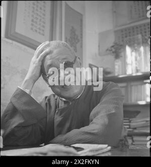 Schwarzweiß-Negativfoto von Cecil Beaton, das Szenen in Indien, Burma und China zwischen 1943 und 1944 aufnahm. Stockfoto