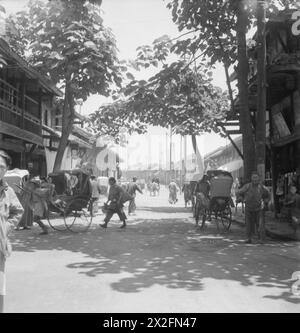 Schwarzweiß-Negativfoto von Cecil Beaton von seiner Reise durch Indien, Birma und China 1943-1944. Stockfoto